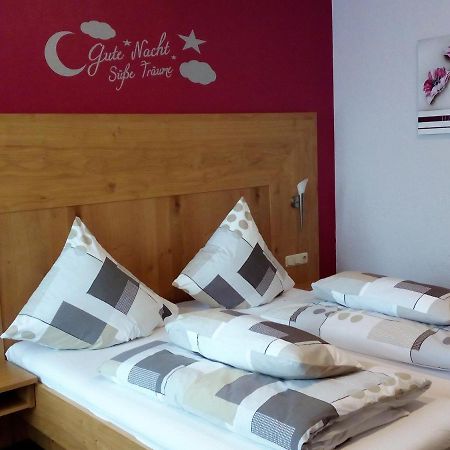 Gasthof-Hotel Dilger Rattenberg ภายนอก รูปภาพ