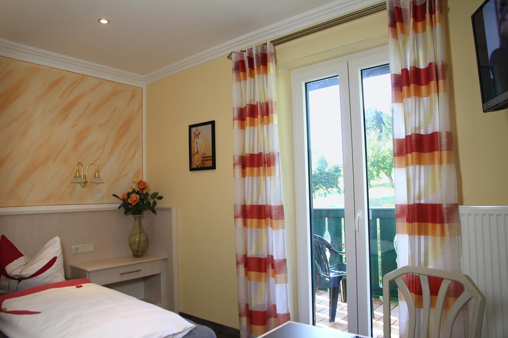 Gasthof-Hotel Dilger Rattenberg ภายนอก รูปภาพ