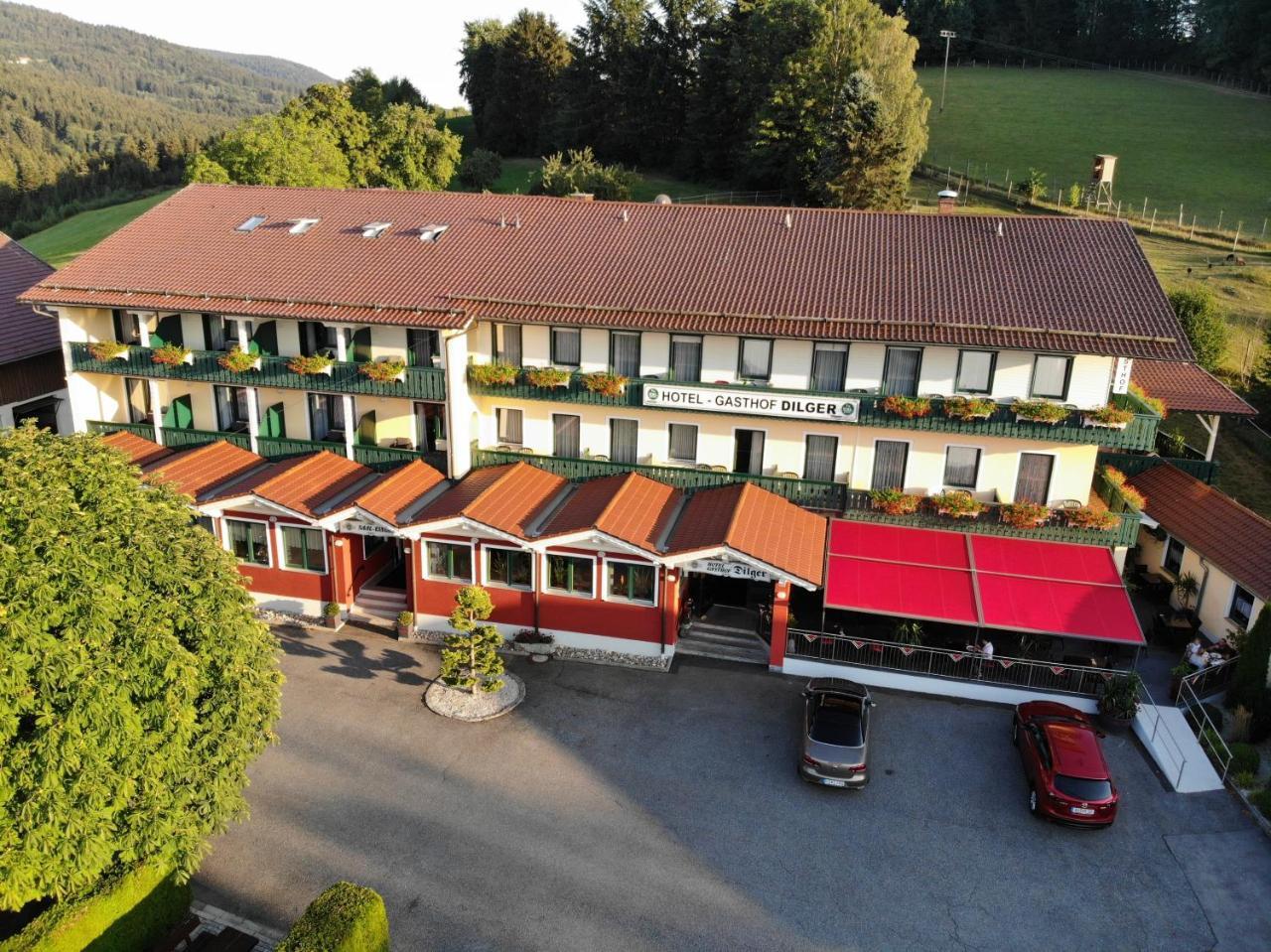 Gasthof-Hotel Dilger Rattenberg ภายนอก รูปภาพ